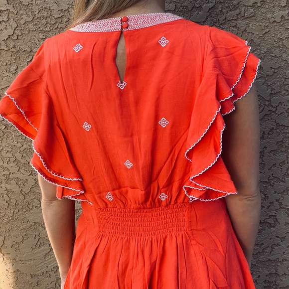 Summer blouse 💕 - Picture 2 of 2